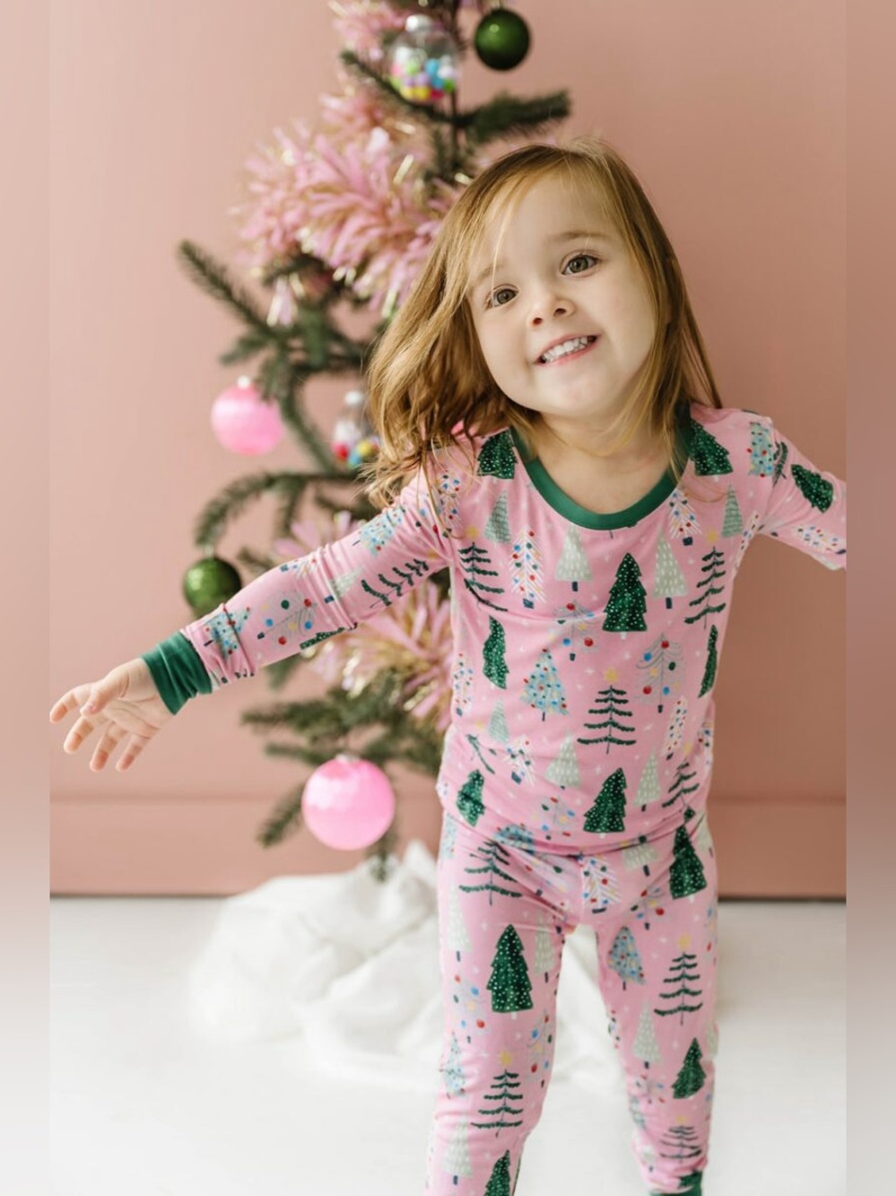 Little Sleepies Twinkling Trees Pink Two Piece Bamboo Pajama Set Girls Size 5/6